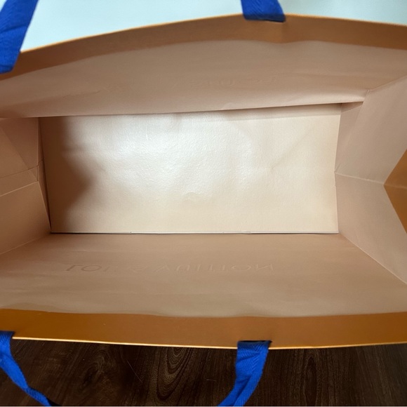 Louis Vuitton extra large shopping bag - Picture 5 of 5